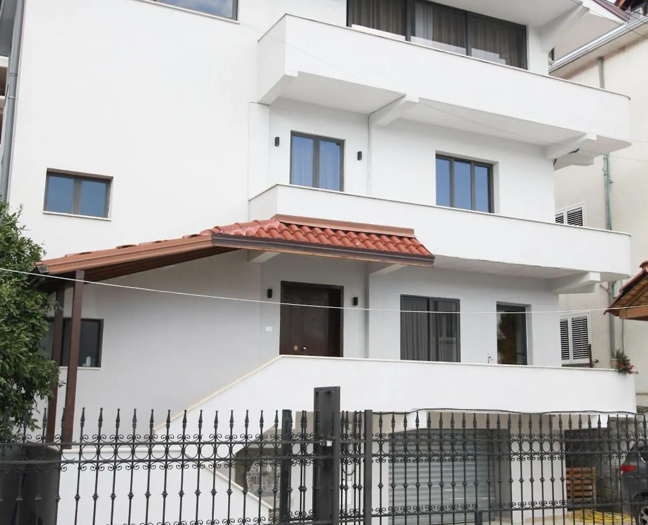 Hotel Villa Reve De Tirana