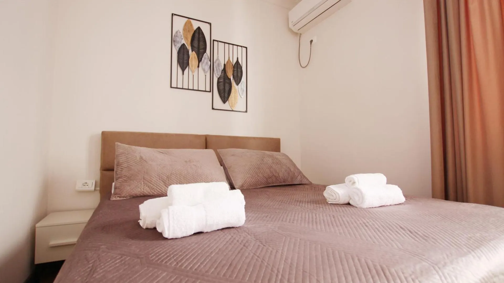 Villa Reve De Tirana Hotel